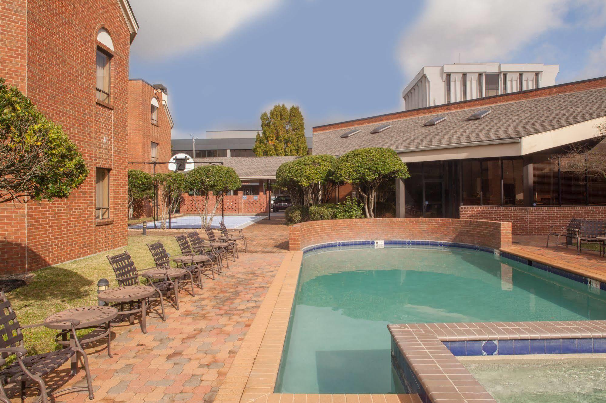 Cloverleaf Suites Baton Rouge Exterior foto